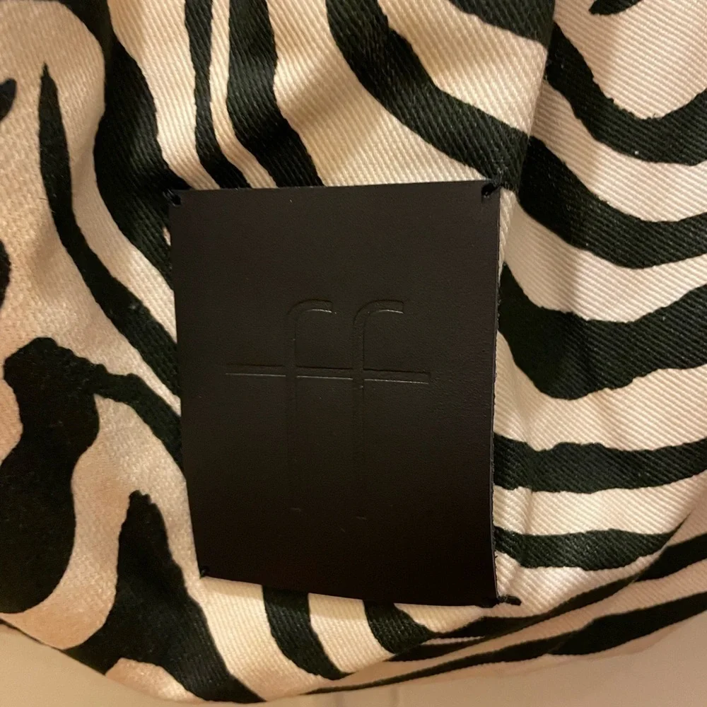 Forte cotton zebra tote